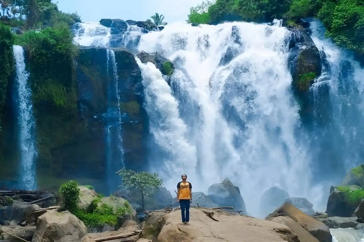 7 Wisata Air Terjun Menakjubkan di Lampung
