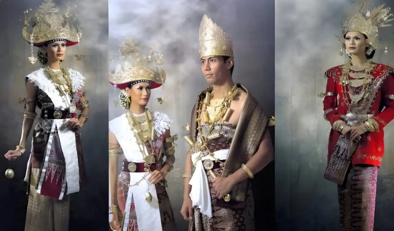 Pakaian dan Perhiasan Adat Lampung 16 Ragam yang Menakjubkan