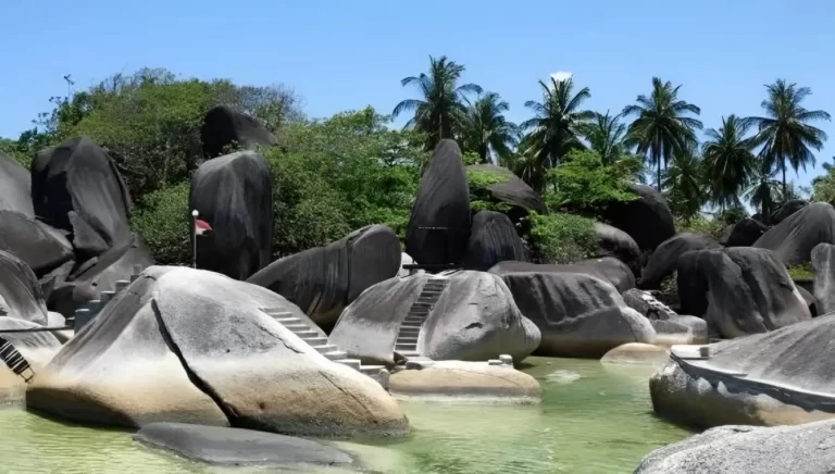 Pantai Batu Alif Keindahan Tersembunyi di Bakauheni, Lampung