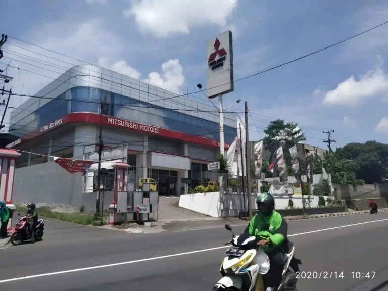 Perusahaan Atau Dealer Mitsubishi Salatiga, Harga DP Mulai 5jt Cicilan 5jt